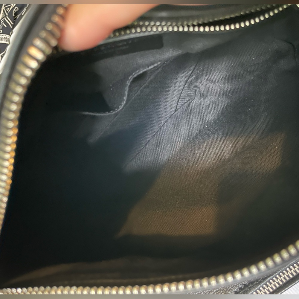 Givenchy Black Pandora Bag🖤 - Picture 7 of 13